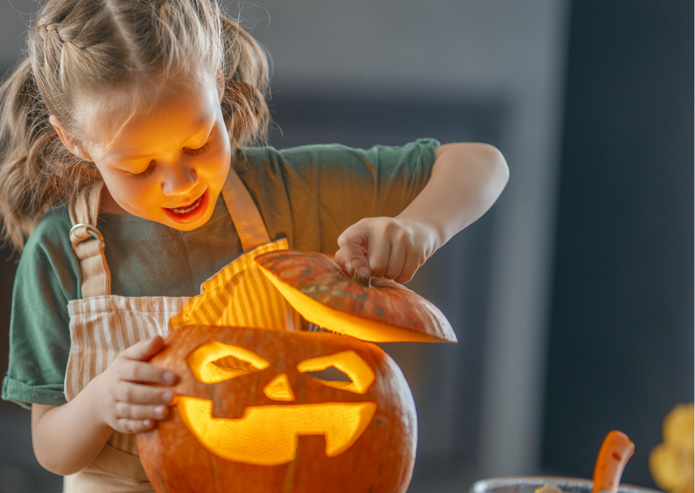 Halloween Pumpkin Carving Workshop-Saturday 19th October @ 3pm